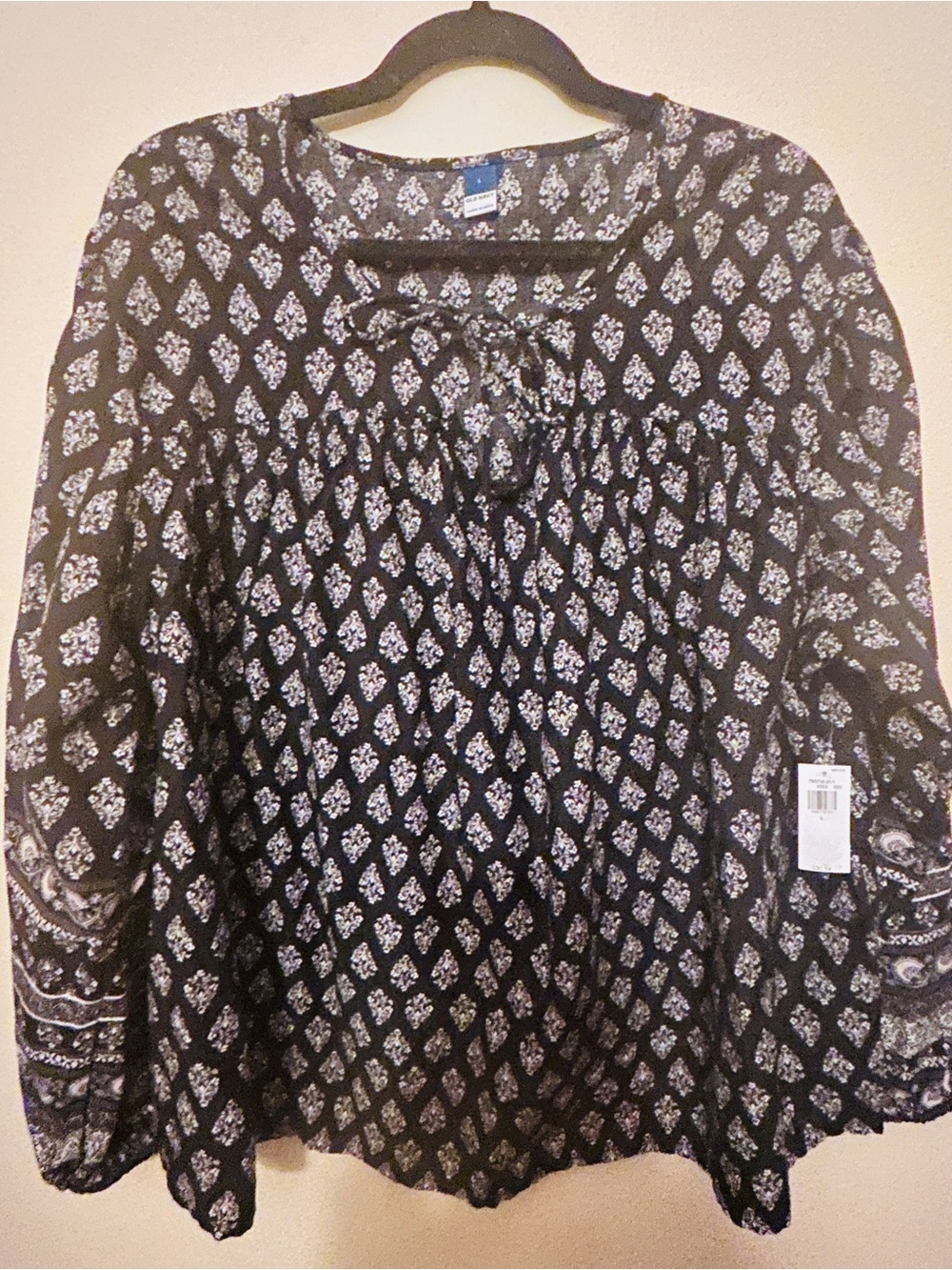 Old Navy Black and White Printed Tie-Front Tunic AB1-11